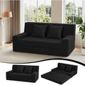 Sofa mit weichen Polstern und Armlehnen