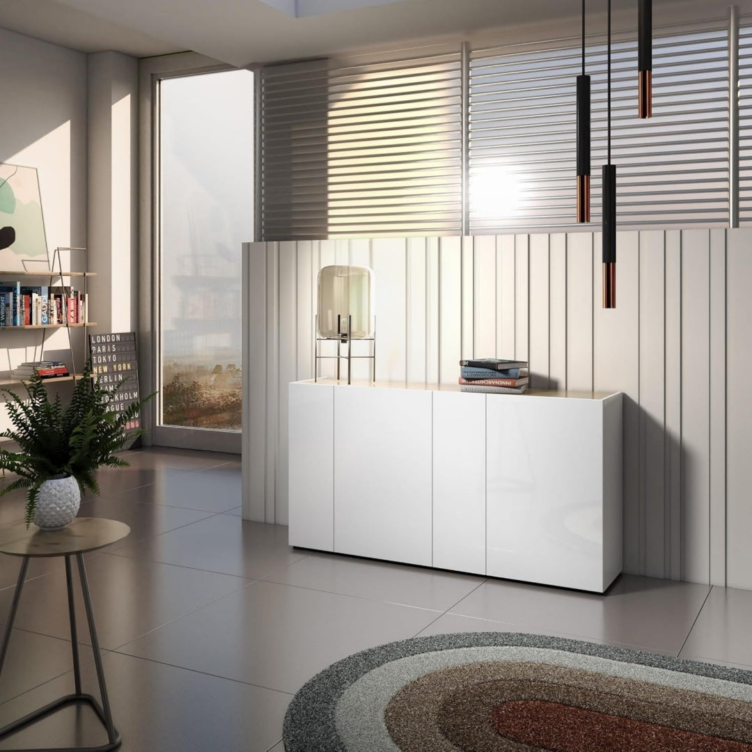 Sideboard mit den Massen 174 x 92 x 40 cm